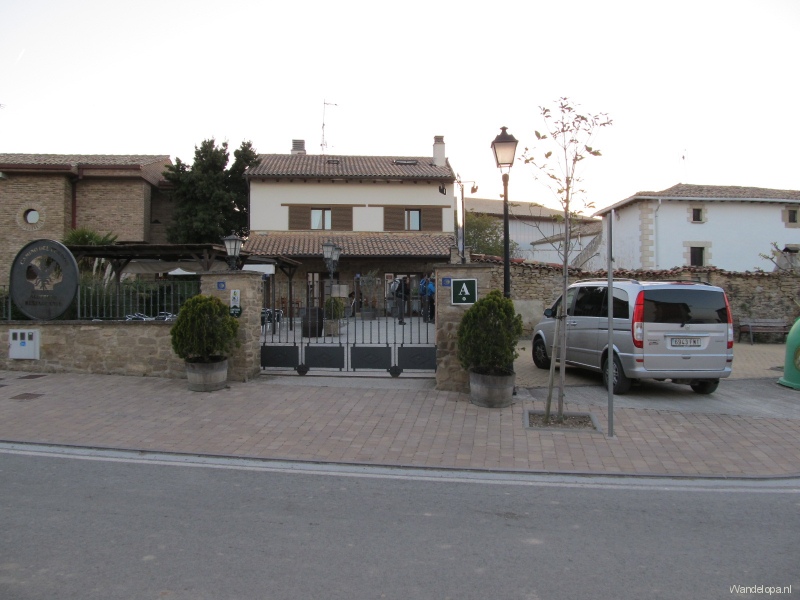 Albergue Camino del Perdon in Uterga Albergue Camino del Perdon in Uterga